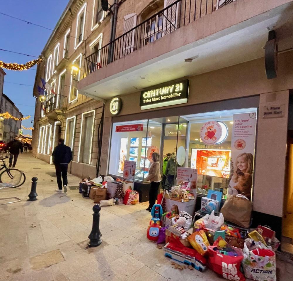 l'équipe de l'agence Saint Marc Immobilier