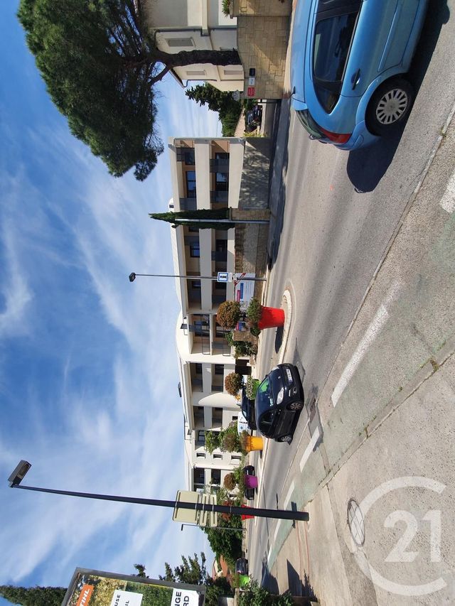Afficher la photo en grand Appartement Duplex à vendre - 4 pièces - 98.6 m2 - LES ANGLES - 30 - LANGUEDOC-ROUSSILLON - Century 21 Saint Marc Immobilier