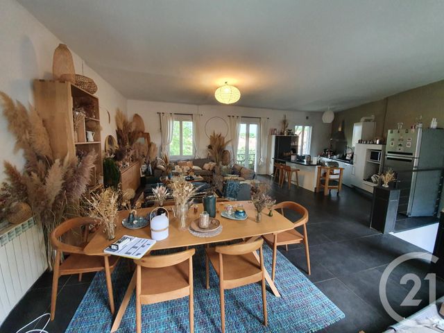 maison à vendre - 5 pièces - 140.0 m2 - AVIGNON - 84 - PROVENCE-ALPES-COTE-D-AZUR - Century 21 Saint Marc Immobilier maison à vendre - 5 pièces - 140.0 m2 - AVIGNON - 84 - PROVENCE-ALPES-COTE-D-AZUR - Century 21 Saint Marc Immobilier