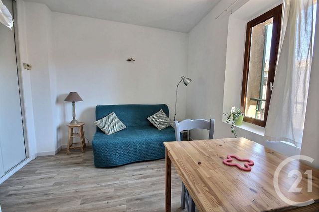 Appartement F1 à louer - 1 pièce - 21.4 m2 - AVIGNON - 84 - PROVENCE-ALPES-COTE-D-AZUR - Century 21 Saint Marc Immobilier Appartement F1 à louer - 1 pièce - 21.4 m2 - AVIGNON - 84 - PROVENCE-ALPES-COTE-D-AZUR - Century 21 Saint Marc Immobilier