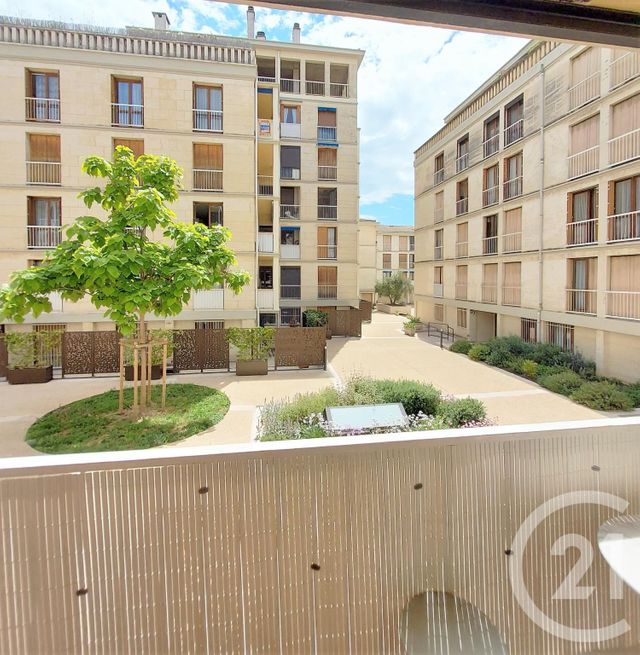 Appartement F3 à louer - 3 pièces - 76.5 m2 - AVIGNON - 84 - PROVENCE-ALPES-COTE-D-AZUR - Century 21 Saint Marc Immobilier Appartement F3 à louer - 3 pièces - 76.5 m2 - AVIGNON - 84 - PROVENCE-ALPES-COTE-D-AZUR - Century 21 Saint Marc Immobilier