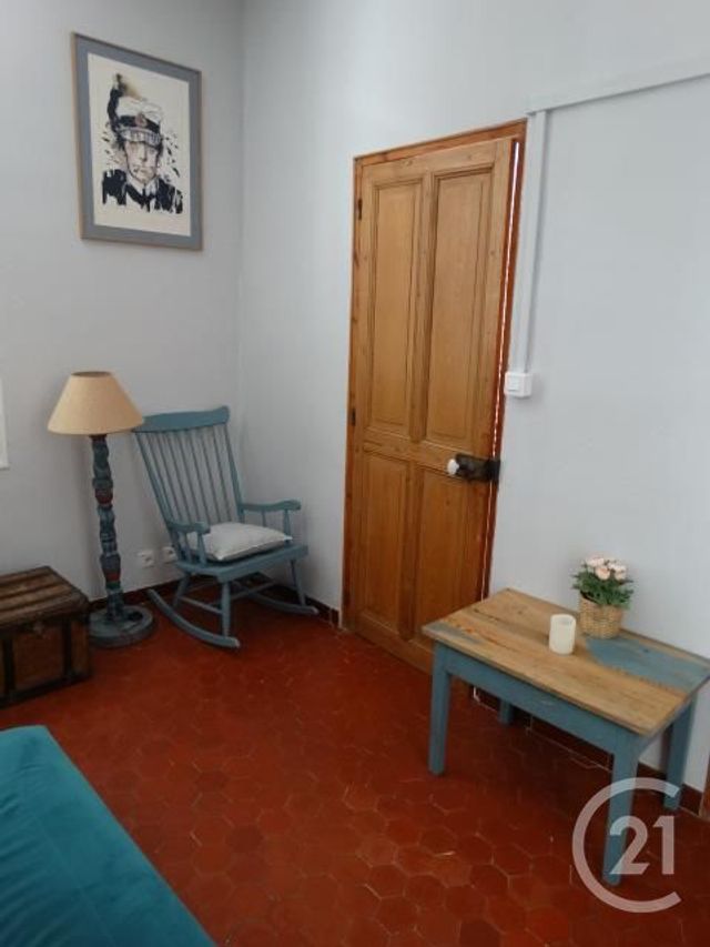 Afficher la photo en grand Appartement F2 à louer - 2 pièces - 30.0 m2 - AVIGNON - 84 - PROVENCE-ALPES-COTE-D-AZUR - Century 21 Saint Marc Immobilier