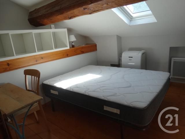 Afficher la photo en grand Appartement F2 à louer - 2 pièces - 30.0 m2 - AVIGNON - 84 - PROVENCE-ALPES-COTE-D-AZUR - Century 21 Saint Marc Immobilier
