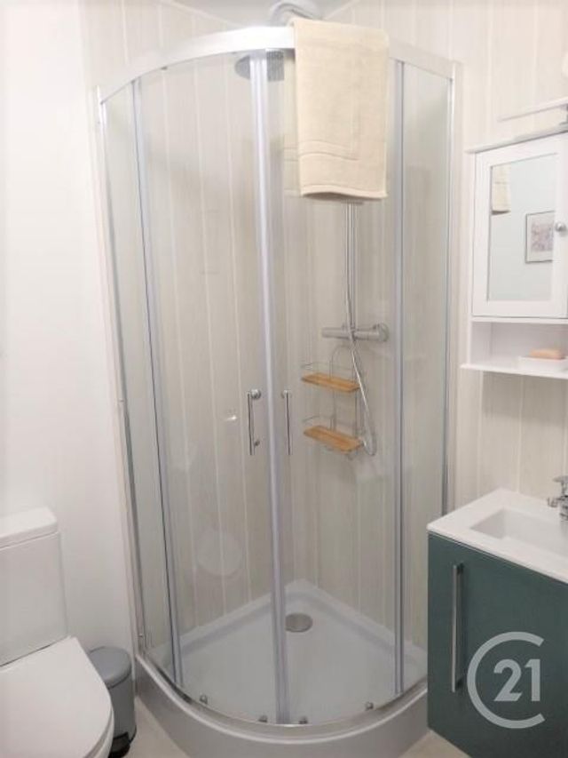 Afficher la photo en grand Appartement F1 à louer - 1 pièce - 16.51 m2 - AVIGNON - 84 - PROVENCE-ALPES-COTE-D-AZUR - Century 21 Saint Marc Immobilier