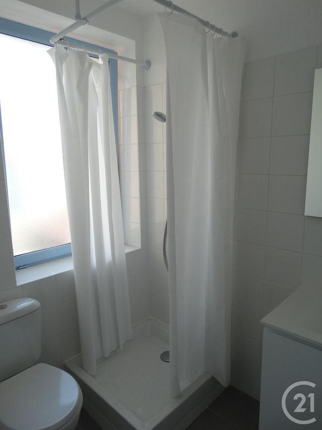 Afficher la photo en grand Appartement F1 à louer - 1 pièce - 35.03 m2 - AVIGNON - 84 - PROVENCE-ALPES-COTE-D-AZUR - Century 21 Saint Marc Immobilier