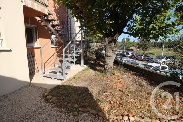 Afficher la photo en grand Appartement T3 à louer - 3 pièces - 55.0 m2 - VILLENEUVE LES AVIGNON - 30 - LANGUEDOC-ROUSSILLON - Century 21 Saint Marc Immobilier