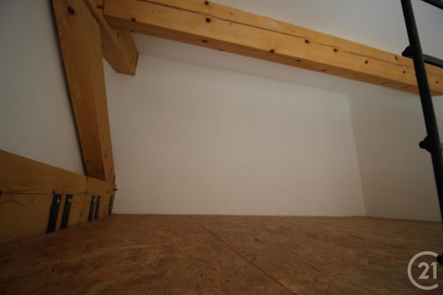 Afficher la photo en grand Appartement T3 à louer - 3 pièces - 55.0 m2 - VILLENEUVE LES AVIGNON - 30 - LANGUEDOC-ROUSSILLON - Century 21 Saint Marc Immobilier
