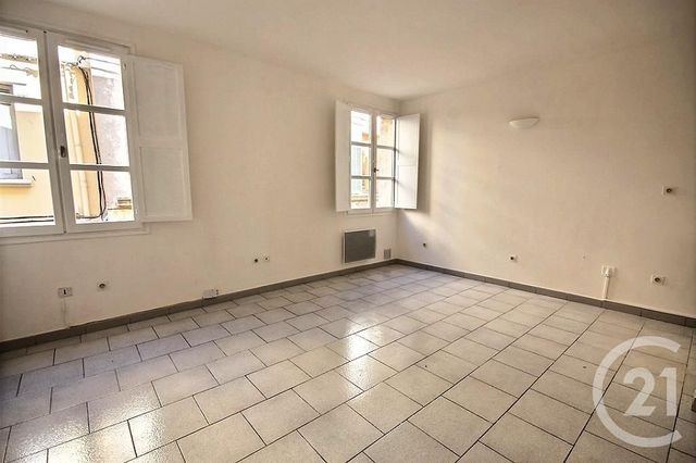 Afficher la photo en grand Appartement F2 à louer - 2 pièces - 37.1 m2 - AVIGNON - 84 - PROVENCE-ALPES-COTE-D-AZUR - Century 21 Saint Marc Immobilier