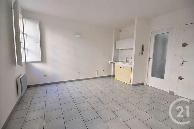 Afficher la photo en grand Appartement F2 à louer - 2 pièces - 37.1 m2 - AVIGNON - 84 - PROVENCE-ALPES-COTE-D-AZUR - Century 21 Saint Marc Immobilier