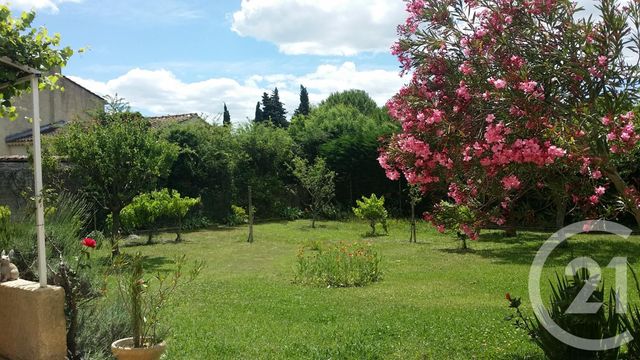 Afficher la photo en grand maison à vendre - 5 pièces - 121.78 m2 - ST SATURNIN LES AVIGNON - 84 - PROVENCE-ALPES-COTE-D-AZUR - Century 21 Saint Marc Immobilier