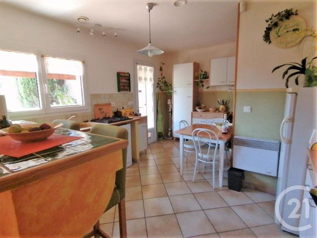 Afficher la photo en grand maison à vendre - 5 pièces - 121.78 m2 - ST SATURNIN LES AVIGNON - 84 - PROVENCE-ALPES-COTE-D-AZUR - Century 21 Saint Marc Immobilier