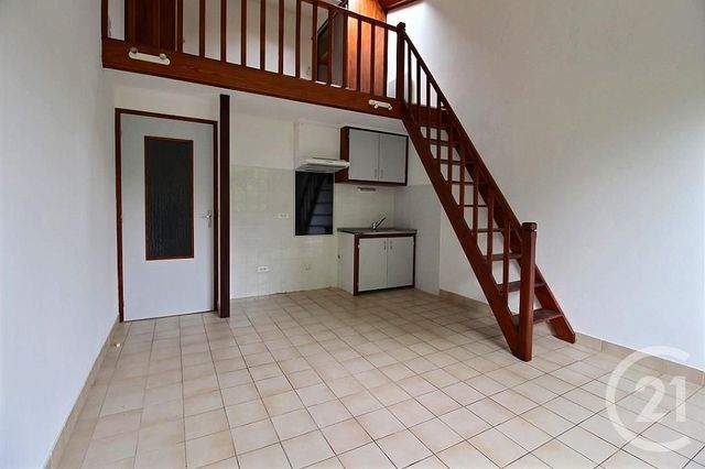 Appartement F2 à louer - 2 pièces - 29.42 m2 - AVIGNON - 84 - PROVENCE-ALPES-COTE-D-AZUR - Century 21 Saint Marc Immobilier