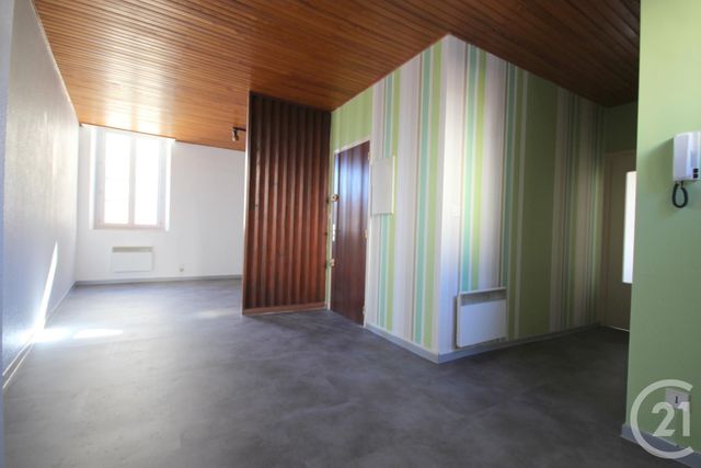 Appartement T2 à louer - 2 pièces - 34.0 m2 - AVIGNON - 84 - PROVENCE-ALPES-COTE-D-AZUR - Century 21 Saint Marc Immobilier