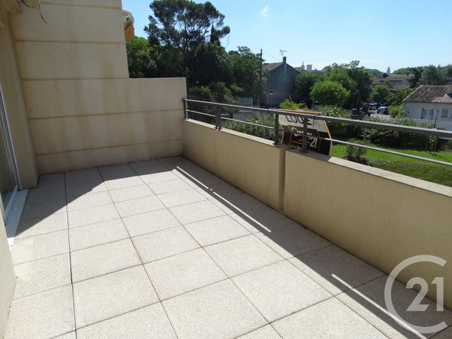 appartement - VILLENEUVE LES AVIGNON - 30