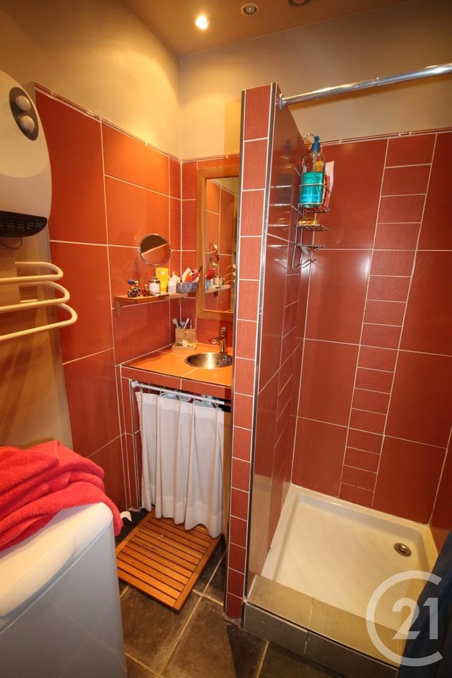 Appartement T2 à louer - 2 pièces - 38.35 m2 - AVIGNON - 84 - PROVENCE-ALPES-COTE-D-AZUR - Century 21 Saint Marc Immobilier