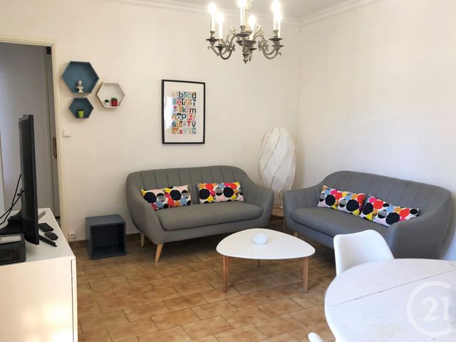 Appartement T3 à louer - 3 pièces - 50.0 m2 - AVIGNON - 84 - PROVENCE-ALPES-COTE-D-AZUR - Century 21 Saint Marc Immobilier