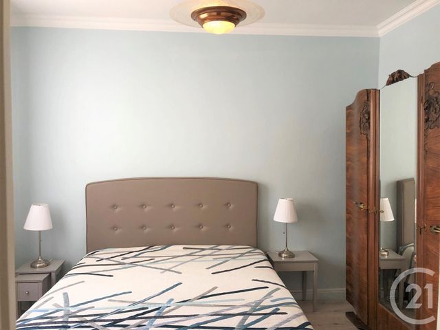 Appartement T3 à louer - 3 pièces - 50.0 m2 - AVIGNON - 84 - PROVENCE-ALPES-COTE-D-AZUR - Century 21 Saint Marc Immobilier