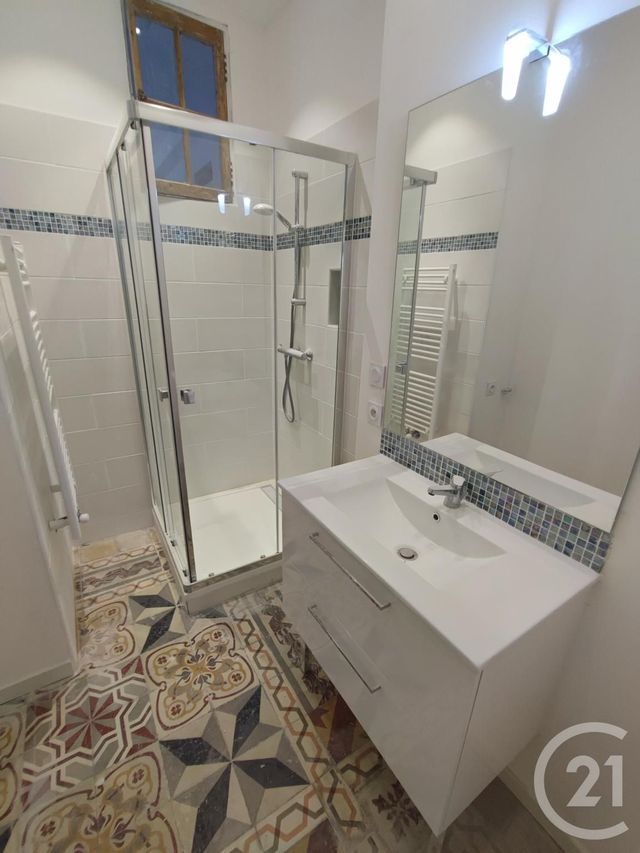 immeuble à vendre - 205.4 m2 - AVIGNON - 84 - PROVENCE-ALPES-COTE-D-AZUR - Century 21 Saint Marc Immobilier