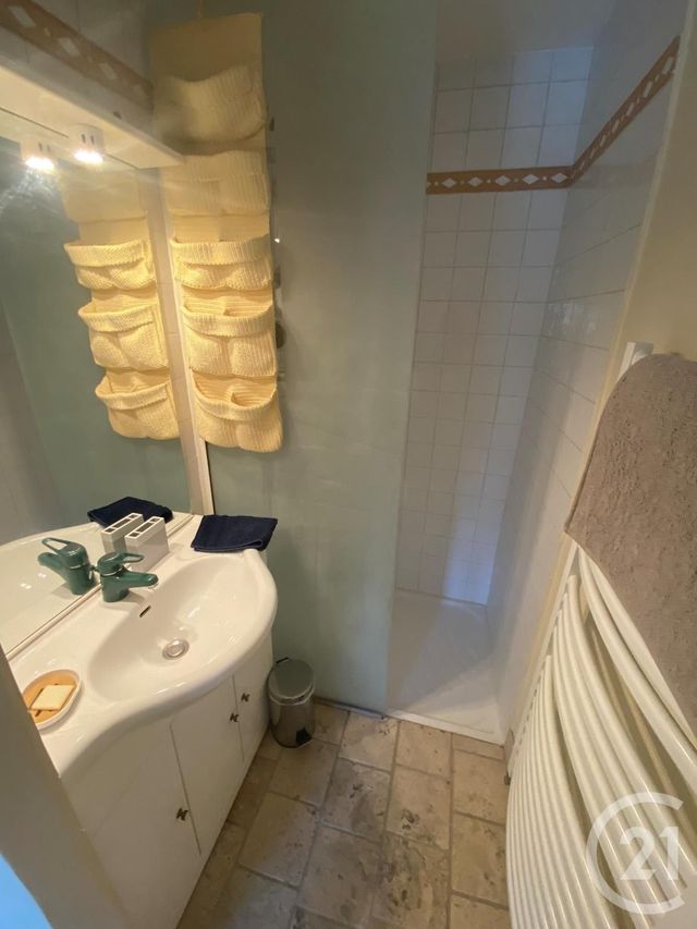 Afficher la photo en grand maison à vendre - 5 pièces - 120.0 m2 - BEAUMES DE VENISE - 84 - PROVENCE-ALPES-COTE-D-AZUR - Century 21 Saint Marc Immobilier