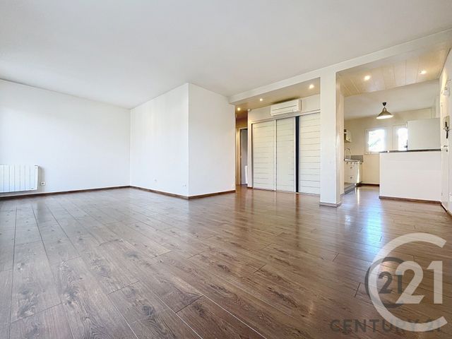 Appartement T3 à vendre - 3 pièces - 71.21 m2 - VILLENEUVE LES AVIGNON - 30 - LANGUEDOC-ROUSSILLON - Century 21 Saint Marc Immobilier