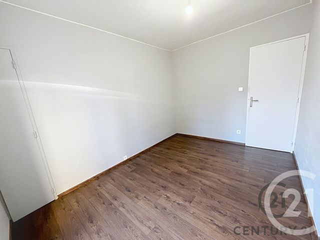 Appartement T3 à vendre - 3 pièces - 71.21 m2 - VILLENEUVE LES AVIGNON - 30 - LANGUEDOC-ROUSSILLON - Century 21 Saint Marc Immobilier