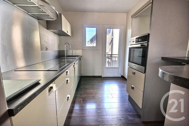 Appartement T3 à vendre - 3 pièces - 71.21 m2 - VILLENEUVE LES AVIGNON - 30 - LANGUEDOC-ROUSSILLON - Century 21 Saint Marc Immobilier