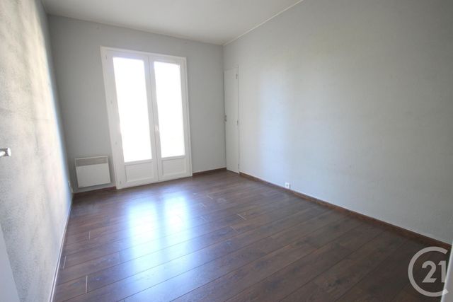 Appartement T3 à vendre - 3 pièces - 71.21 m2 - VILLENEUVE LES AVIGNON - 30 - LANGUEDOC-ROUSSILLON - Century 21 Saint Marc Immobilier