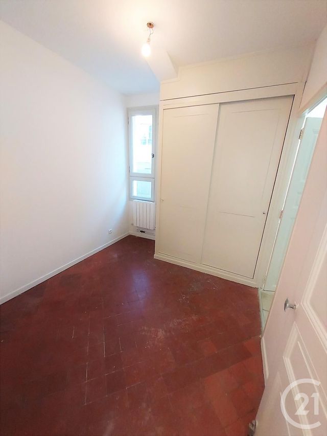 Appartement T2 à louer - 2 pièces - 38.0 m2 - AVIGNON - 84 - PROVENCE-ALPES-COTE-D-AZUR - Century 21 Saint Marc Immobilier