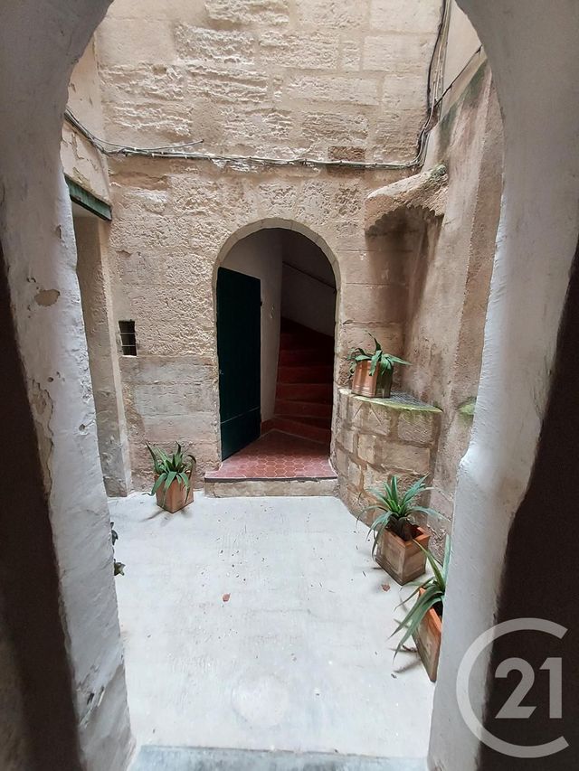 Appartement T2 à louer - 2 pièces - 27.7 m2 - AVIGNON - 84 - PROVENCE-ALPES-COTE-D-AZUR - Century 21 Saint Marc Immobilier