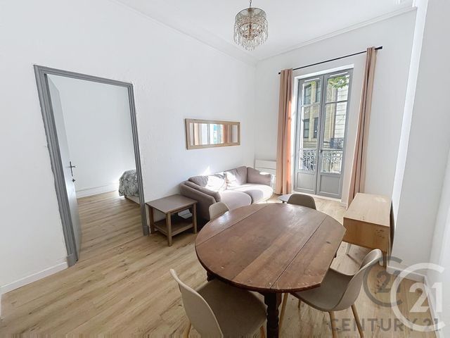 Appartement à louer - 2 pièces - 36.0 m2 - AVIGNON - 84 - PROVENCE-ALPES-COTE-D-AZUR - Century 21 Saint Marc Immobilier