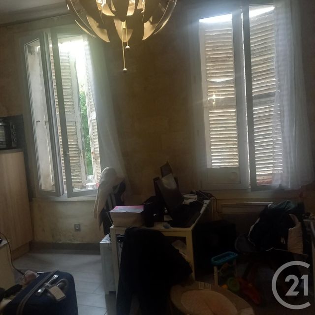 Appartement F2 à louer - 2 pièces - 34.0 m2 - AVIGNON - 84 - PROVENCE-ALPES-COTE-D-AZUR - Century 21 Saint Marc Immobilier