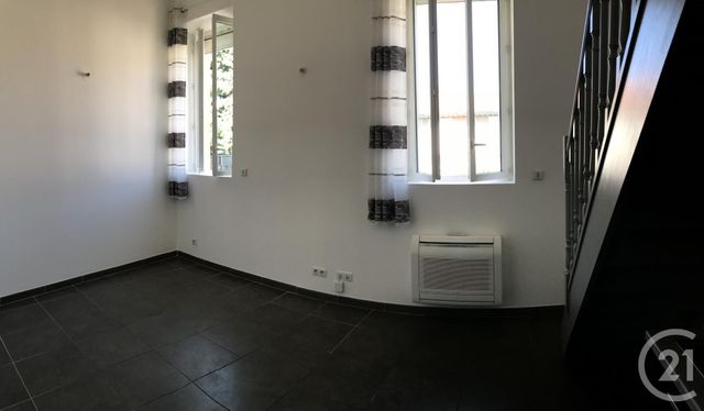 Appartement F2 à louer - 3 pièces - 48.0 m2 - AVIGNON - 84 - PROVENCE-ALPES-COTE-D-AZUR - Century 21 Saint Marc Immobilier