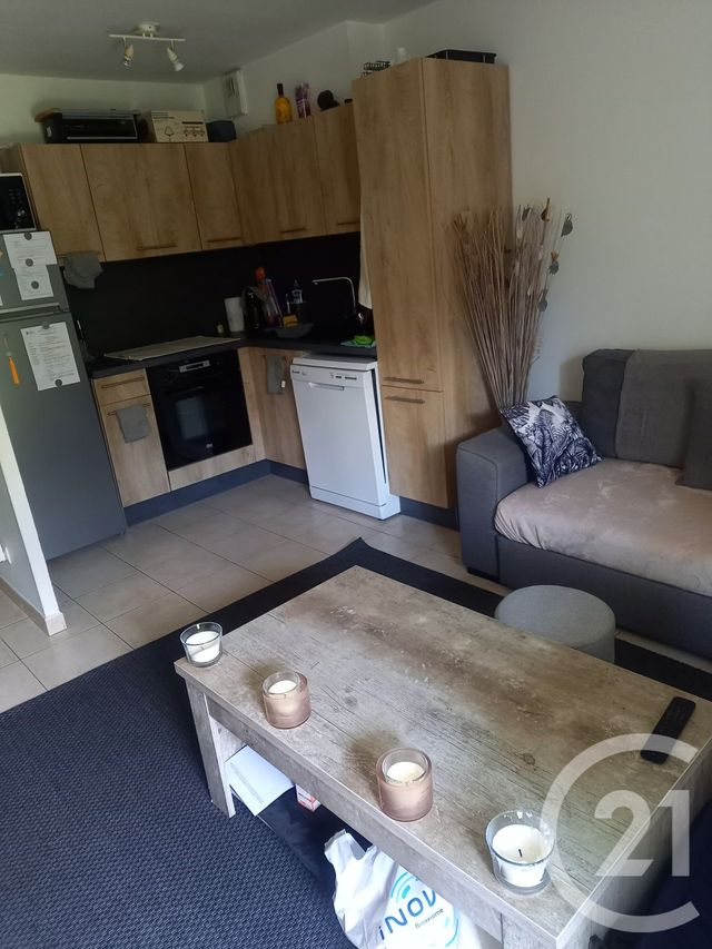 Appartement à louer - 3 pièces - 54.49 m2 - AVIGNON - 84 - PROVENCE-ALPES-COTE-D-AZUR - Century 21 Saint Marc Immobilier