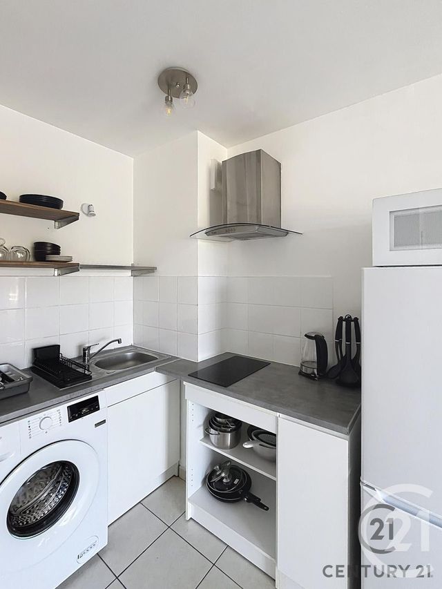 Appartement F2 à louer - 2 pièces - 34.02 m2 - AVIGNON - 84 - PROVENCE-ALPES-COTE-D-AZUR - Century 21 Saint Marc Immobilier