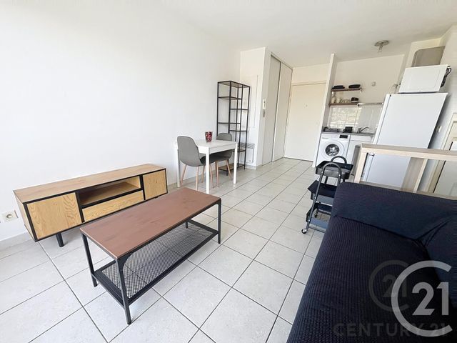 Appartement à louer - 2 pièces - 34.02 m2 - AVIGNON - 84 - PROVENCE-ALPES-COTE-D-AZUR - Century 21 Saint Marc Immobilier