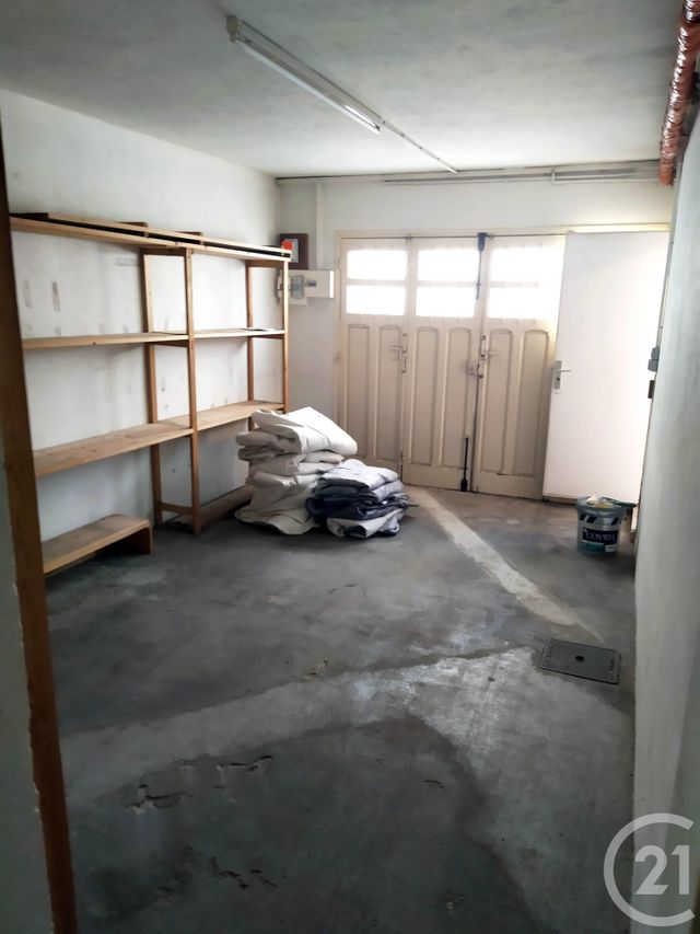 Appartement à louer - 3 pièces - 64.0 m2 - AVIGNON - 84 - PROVENCE-ALPES-COTE-D-AZUR - Century 21 Saint Marc Immobilier