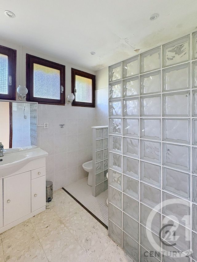 maison à vendre - 6 pièces - 160.0 m2 - VILLENEUVE LES AVIGNON - 30 - LANGUEDOC-ROUSSILLON - Century 21 Saint Marc Immobilier