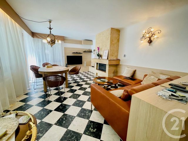 maison à vendre - 6 pièces - 143.49 m2 - VILLENEUVE LES AVIGNON - 30 - LANGUEDOC-ROUSSILLON - Century 21 Saint Marc Immobilier