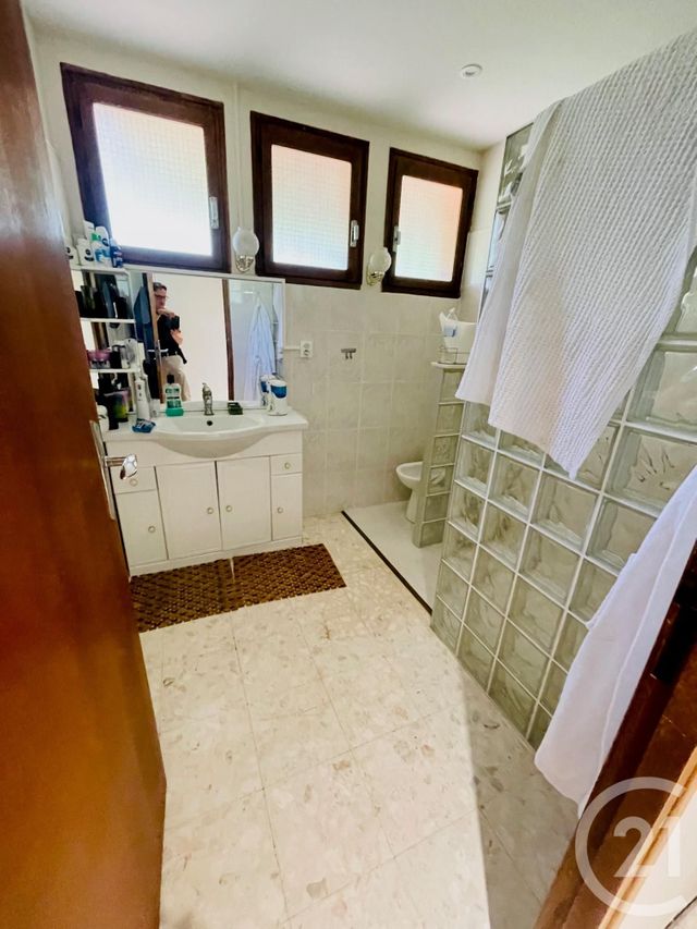 maison à vendre - 6 pièces - 143.49 m2 - VILLENEUVE LES AVIGNON - 30 - LANGUEDOC-ROUSSILLON - Century 21 Saint Marc Immobilier