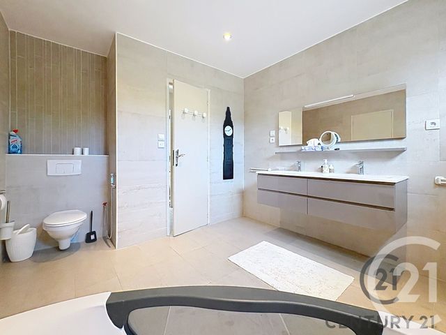 maison à vendre - 6 pièces - 160.0 m2 - VILLENEUVE LES AVIGNON - 30 - LANGUEDOC-ROUSSILLON - Century 21 Saint Marc Immobilier
