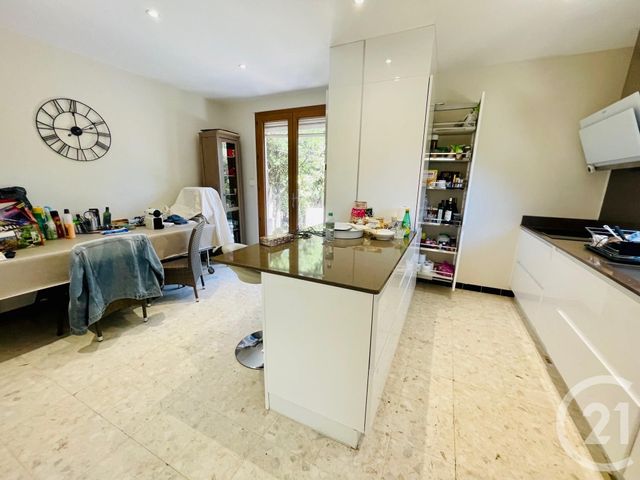 maison à vendre - 6 pièces - 143.49 m2 - VILLENEUVE LES AVIGNON - 30 - LANGUEDOC-ROUSSILLON - Century 21 Saint Marc Immobilier