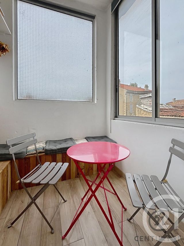 Appartement F2 à louer - 2 pièces - 53.44 m2 - AVIGNON - 84 - PROVENCE-ALPES-COTE-D-AZUR - Century 21 Saint Marc Immobilier
