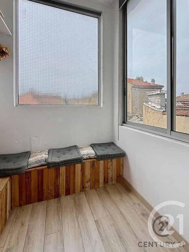 Appartement F2 à louer - 2 pièces - 53.44 m2 - AVIGNON - 84 - PROVENCE-ALPES-COTE-D-AZUR - Century 21 Saint Marc Immobilier