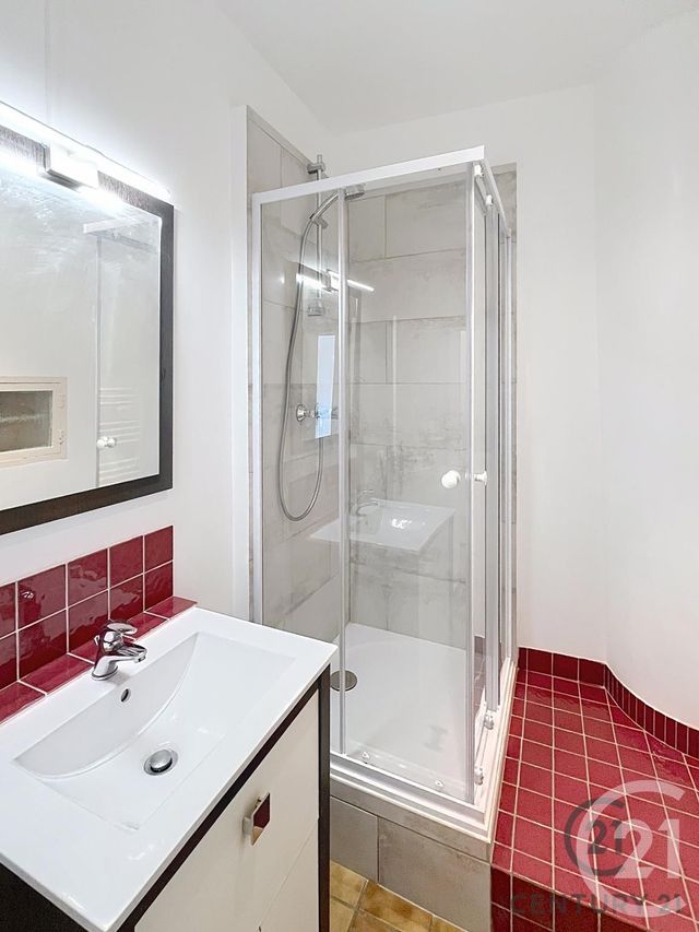 Appartement F2 bis à louer - 2 pièces - 52.77 m2 - AVIGNON - 84 - PROVENCE-ALPES-COTE-D-AZUR - Century 21 Saint Marc Immobilier