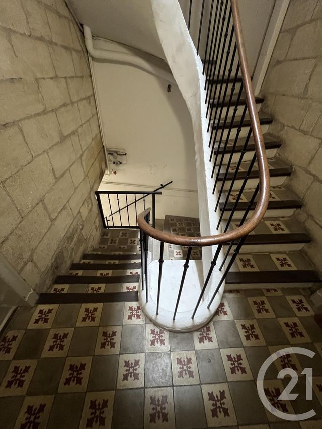 Appartement Studio à louer - 1 pièce - 34.0 m2 - AVIGNON - 84 - PROVENCE-ALPES-COTE-D-AZUR - Century 21 Saint Marc Immobilier