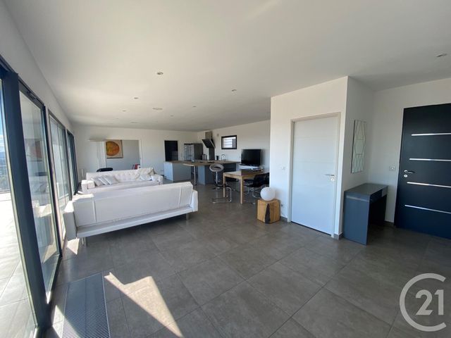 Afficher la photo en grand maison à louer - 5 pièces - 166.57 m2 - VILLENEUVE LES AVIGNON - 30 - LANGUEDOC-ROUSSILLON - Century 21 Saint Marc Immobilier