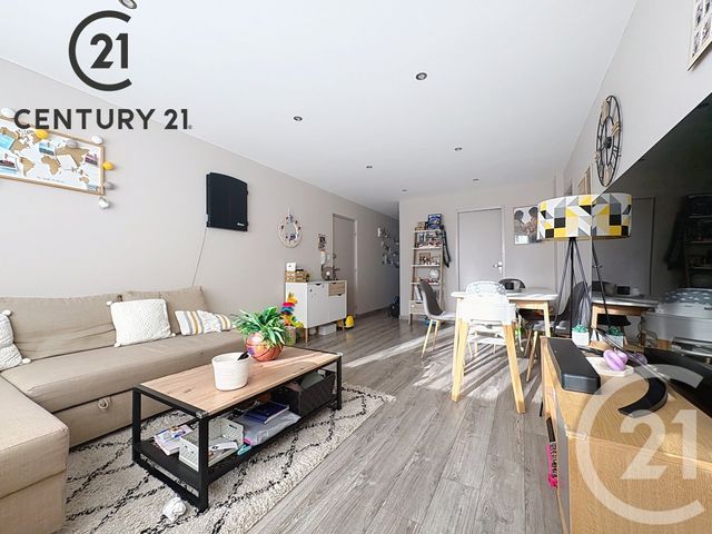 Appartement F3 à vendre - 3 pièces - 63.45 m2 - VILLENEUVE LES AVIGNON - 30 - LANGUEDOC-ROUSSILLON - Century 21 Saint Marc Immobilier