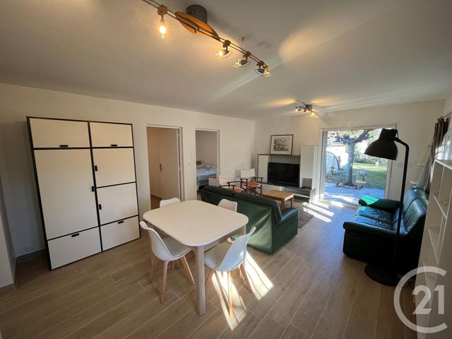 Afficher la photo en grand maison à louer - 3 pièces - 62.0 m2 - VILLENEUVE LES AVIGNON - 30 - LANGUEDOC-ROUSSILLON - Century 21 Saint Marc Immobilier