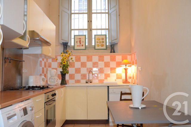 Appartement F4 à louer - 4 pièces - 75.0 m2 - AVIGNON - 84 - PROVENCE-ALPES-COTE-D-AZUR - Century 21 Saint Marc Immobilier