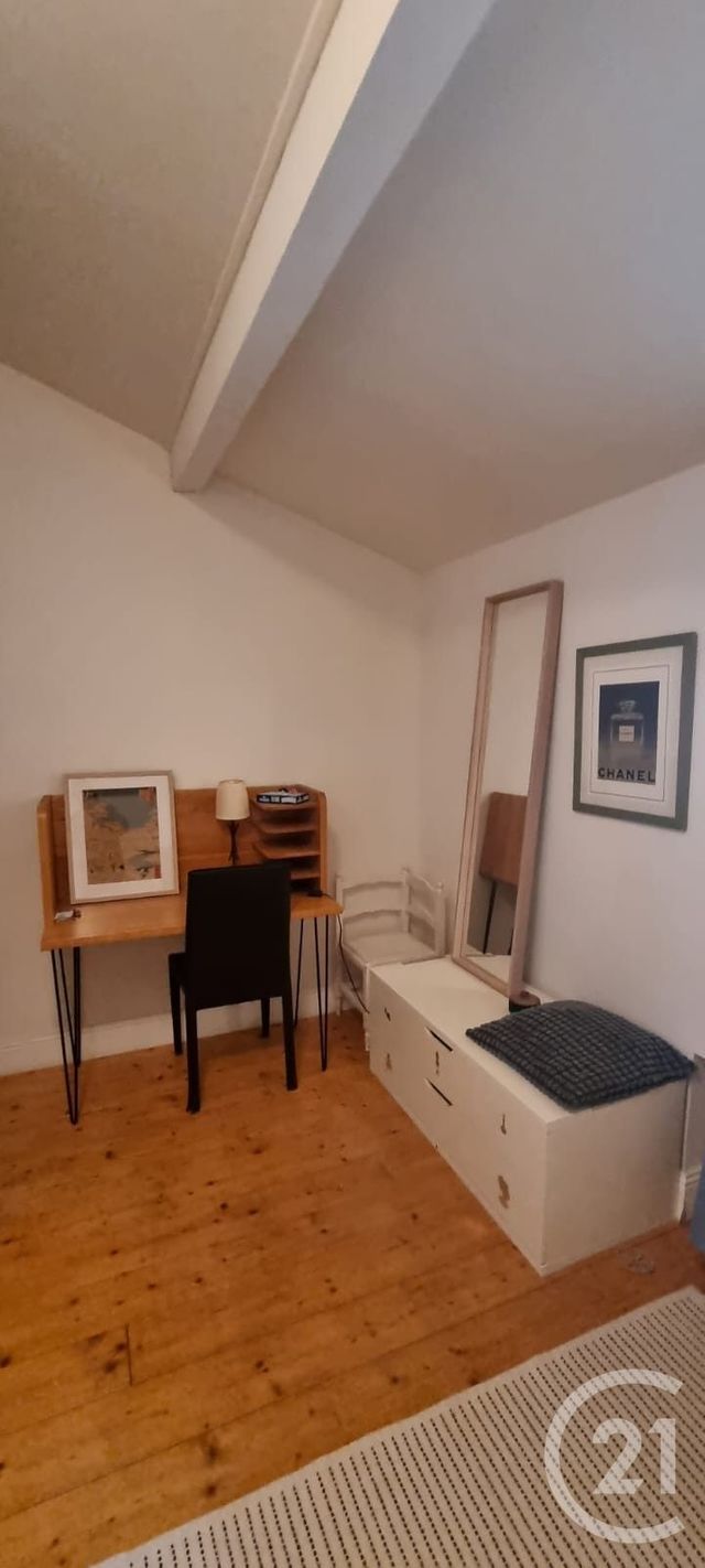 Appartement F4 à louer - 4 pièces - 75.0 m2 - AVIGNON - 84 - PROVENCE-ALPES-COTE-D-AZUR - Century 21 Saint Marc Immobilier